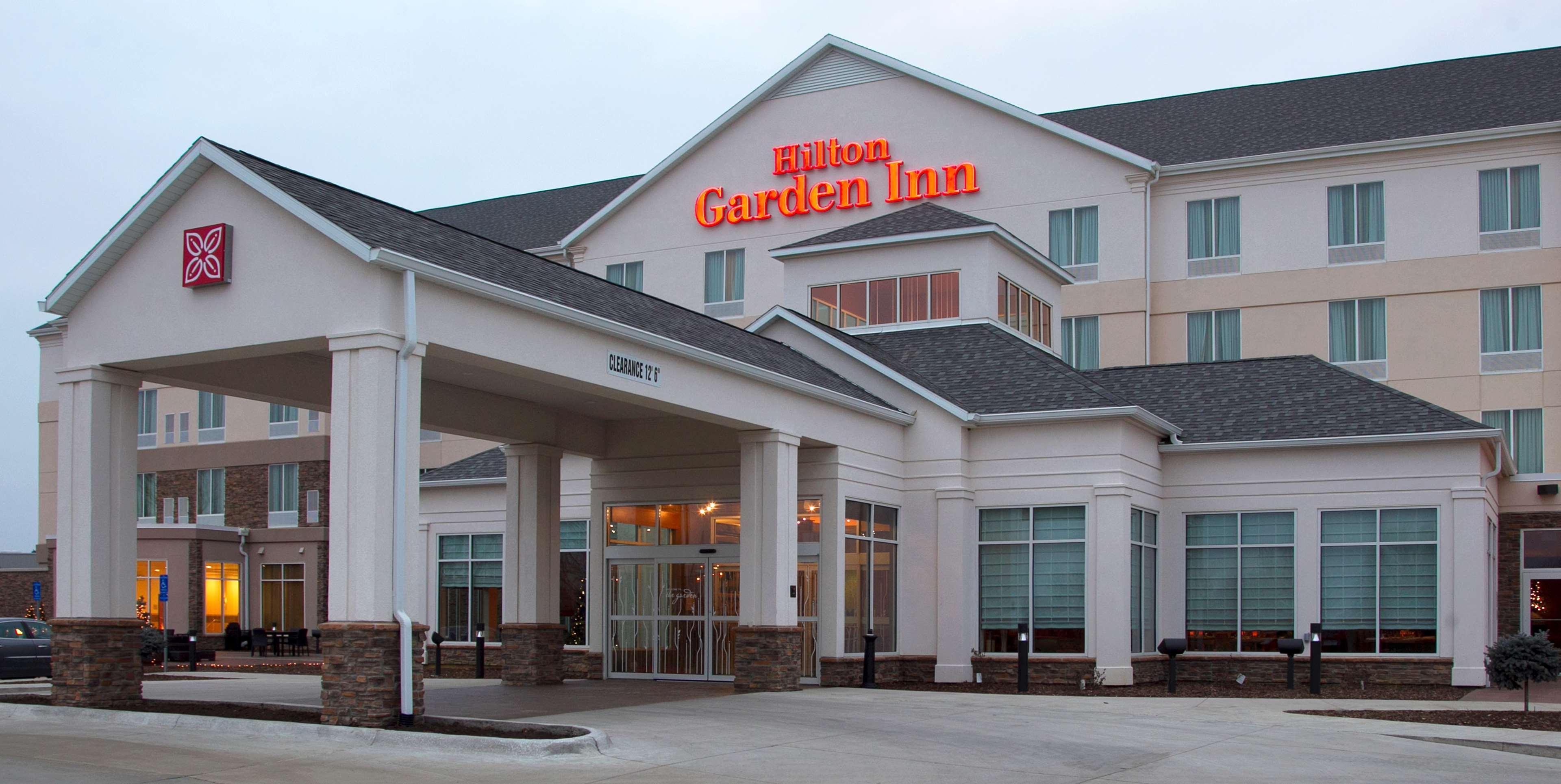 Hilton Garden Inn Cedar Falls Conference Center מראה חיצוני תמונה
