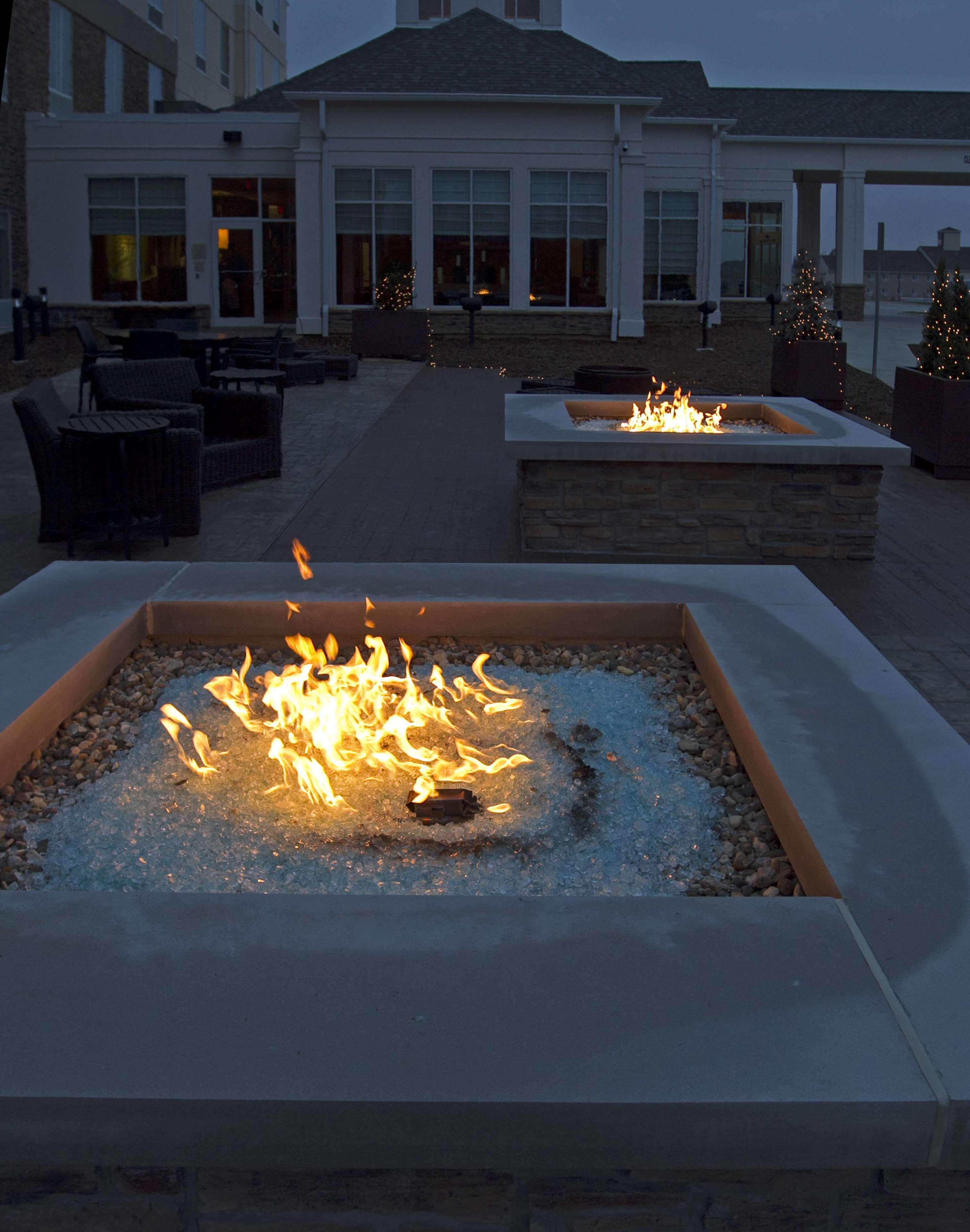 Hilton Garden Inn Cedar Falls Conference Center מראה חיצוני תמונה