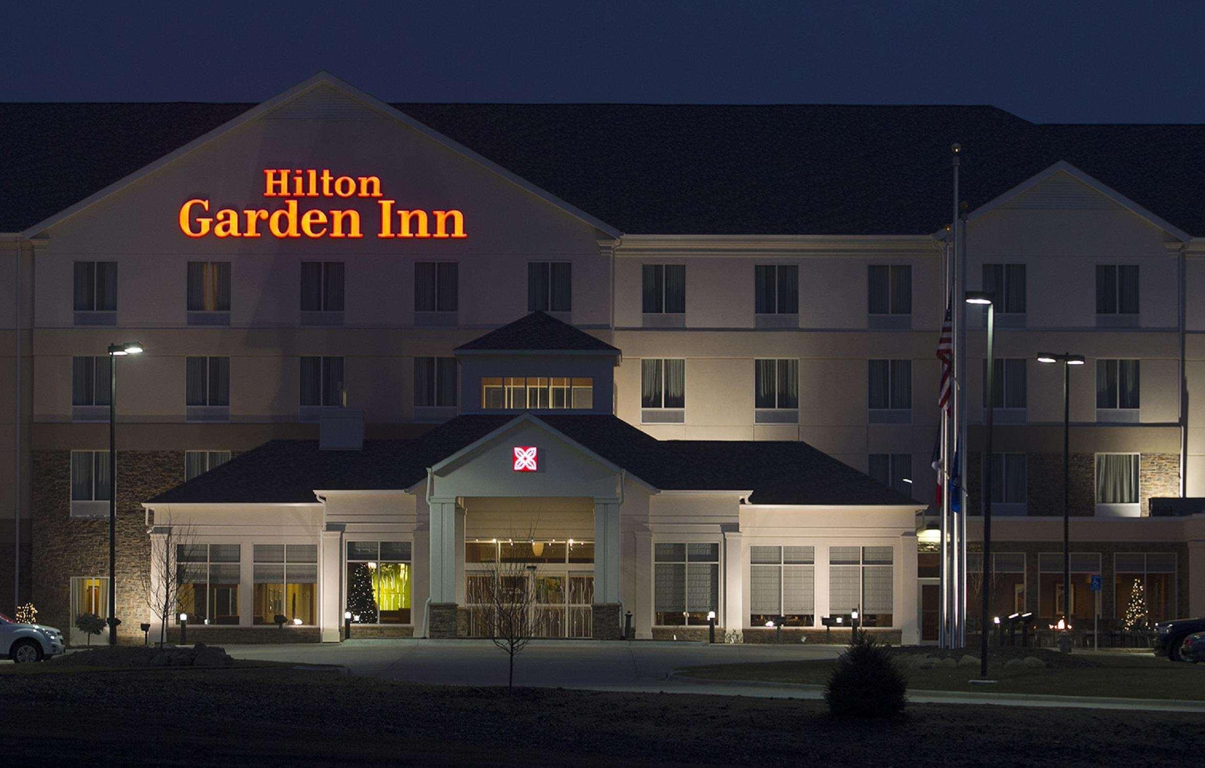 Hilton Garden Inn Cedar Falls Conference Center מראה חיצוני תמונה