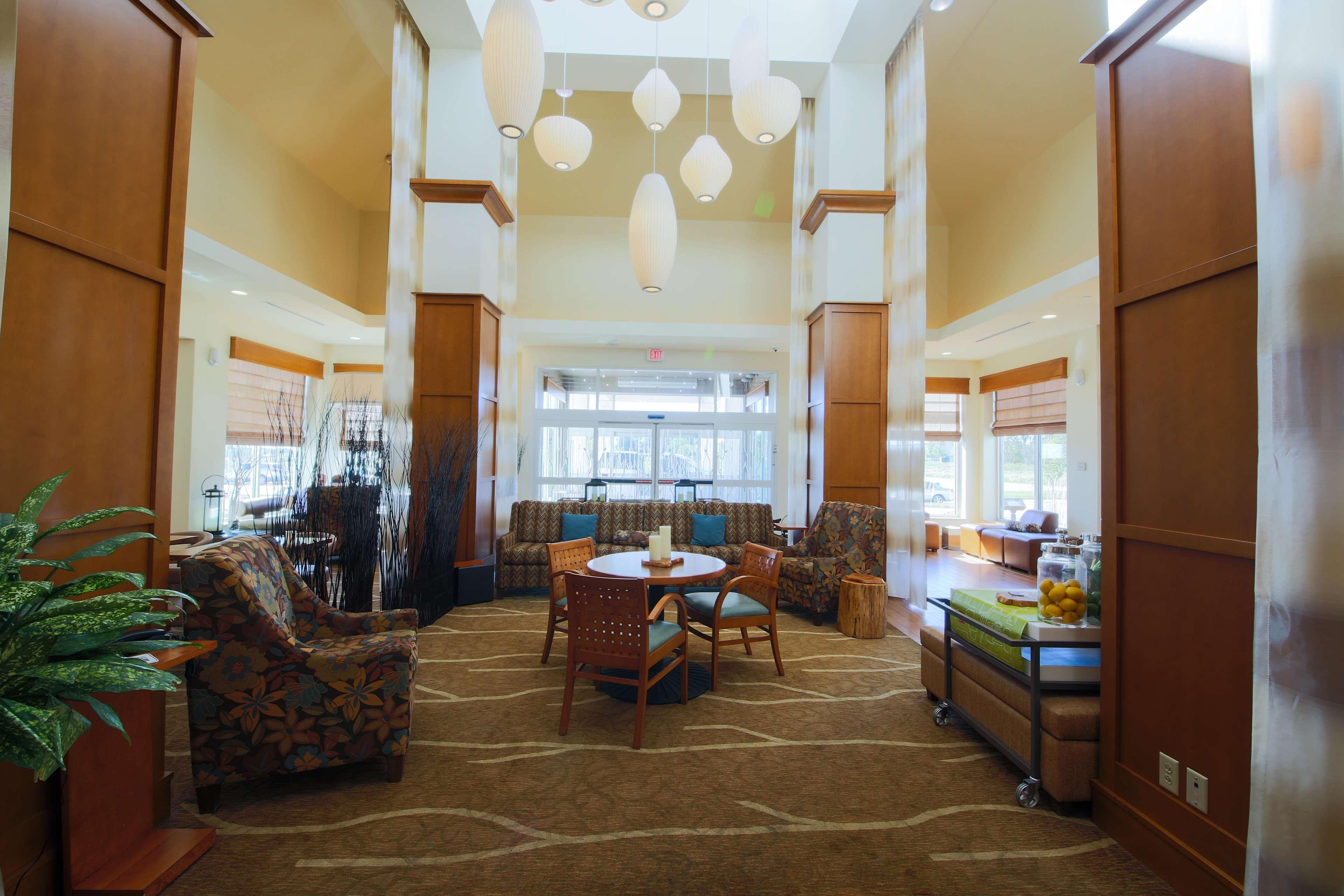 Hilton Garden Inn Cedar Falls Conference Center מראה חיצוני תמונה