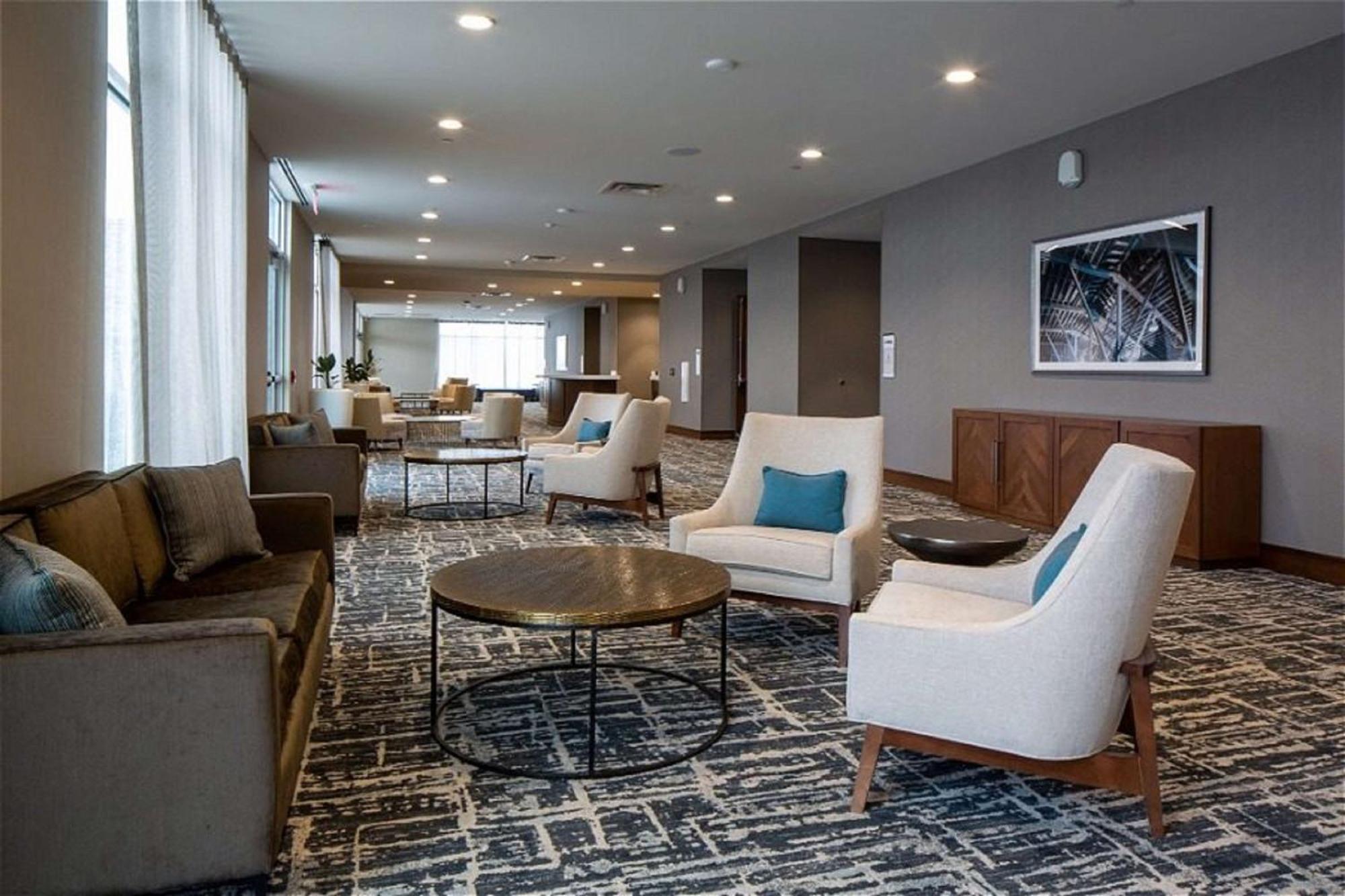 Hilton Garden Inn Cedar Falls Conference Center מראה חיצוני תמונה